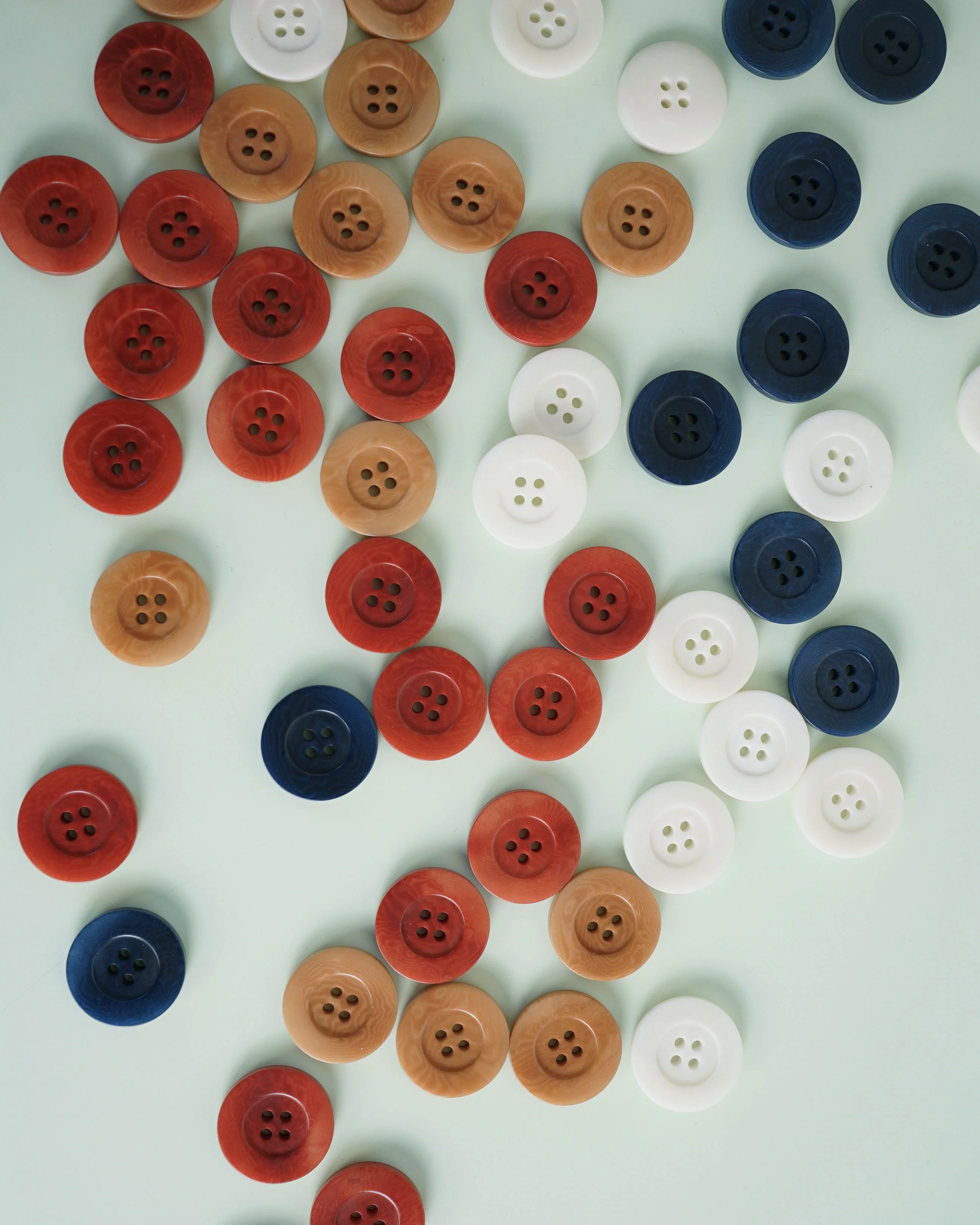 Milk 1" Corozo Nut Buttons - Image 3